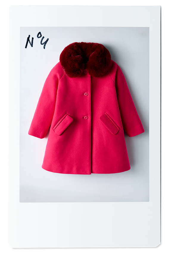 The wool British coat for girl