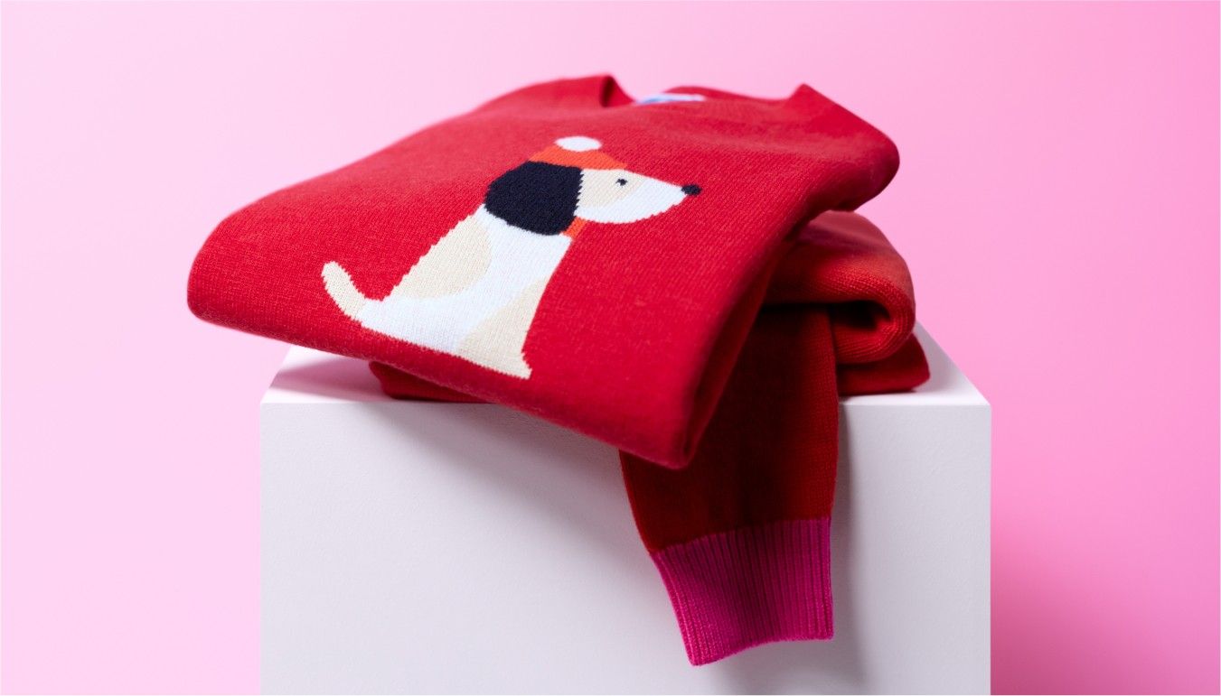 Discover the Holiday sweaters selection.